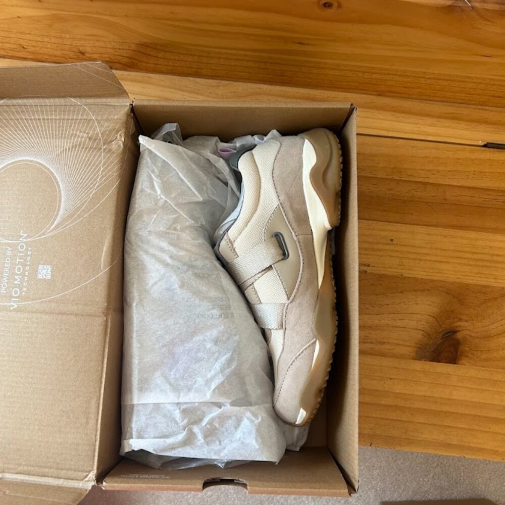 ✨ Vionic Walker Classic Taupe Sneakers ✨ Women’s 9.5 ⭐ NIB - Picture 6 of 6